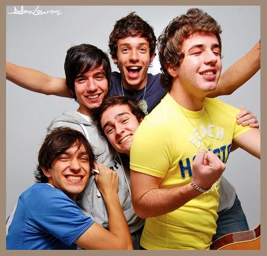 Banda  Inside